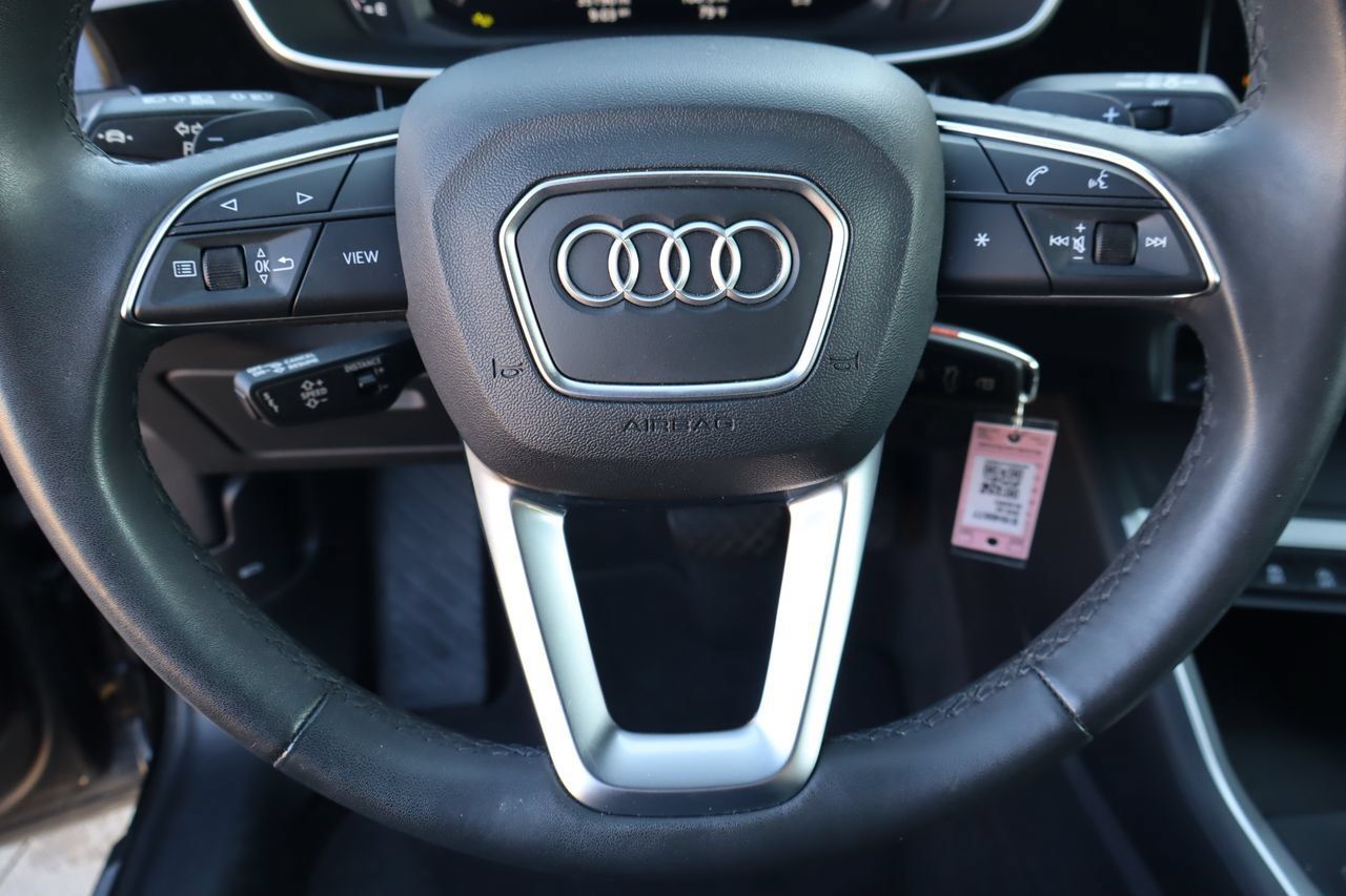Used 2025 Audi Q3 2.0T Premium AWD/4WD image 11