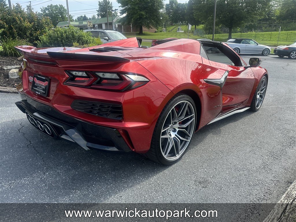 Used 2023 Chevrolet Corvette Z06 w/ Battery Protection Package RWD image 15