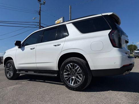 Used 2025 Chevrolet Tahoe Z71 w/ Comfort Package AWD/4WD image 6