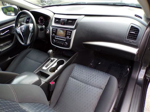 Used 2016 Nissan Altima 2.5 S w/ Power Driver Seat Package FWD image 19