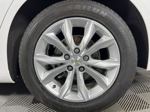 Used 2024 Chevrolet Malibu LT image 14