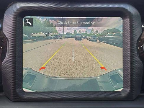 Used 2020 Jeep Gladiator Sport AWD/4WD image 25