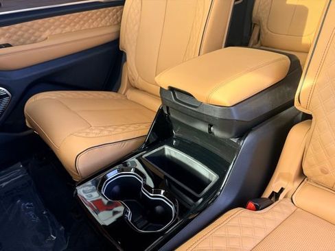 New 2025 Jeep Grand Cherokee L Summit image 25