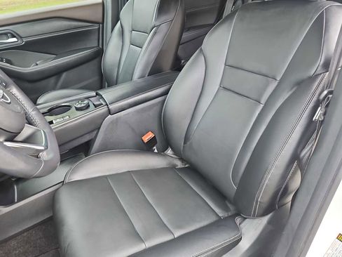 Used 2023 Nissan Rogue SL AWD/4WD image 31