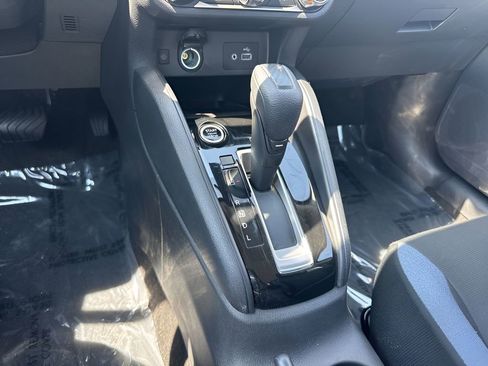 Used 2025 Nissan Versa SV image 15