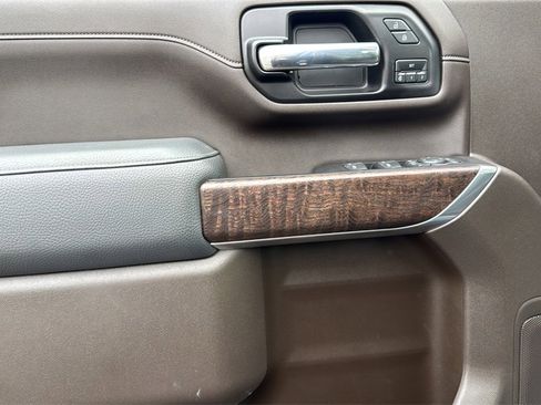 Used 2022 GMC Sierra 3500 Denali image 20