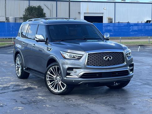 Used 2021 INFINITI QX80 Sensory w/ Cargo Package AWD/4WD image 3