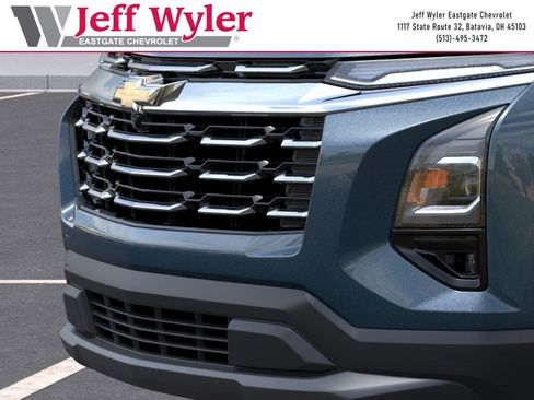 New 2026 Chevrolet Equinox LT FWD image 14