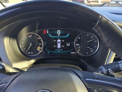 Used 2019 Buick Enclave Avenir w/ Avenir Technology Package image 15