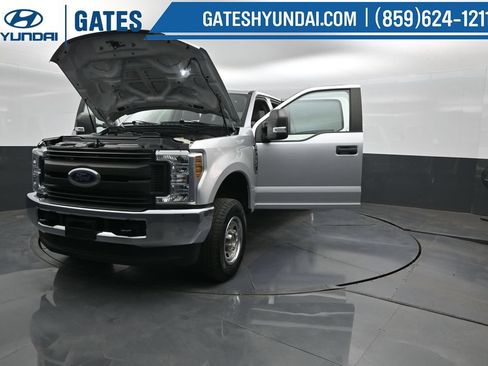 Used 2019 Ford F250 XL w/ Power Equipment Group AWD/4WD image 52