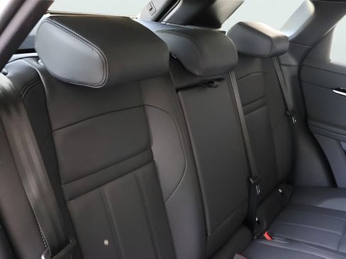 Used 2026 Land Rover Range Rover Evoque Dynamic SE AWD/4WD image 25
