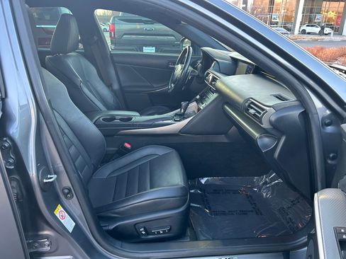 Used 2017 Lexus IS 350 image 29