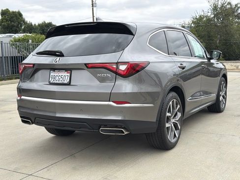 Used 2022 Acura MDX FWD w/ Technology Package image 8