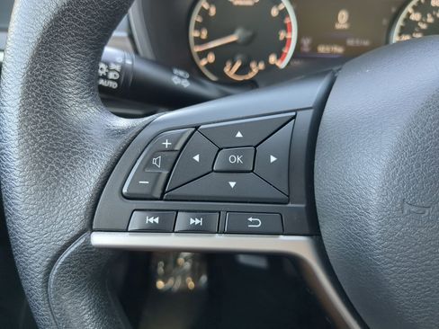 Used 2023 Nissan Altima 2.5 SV image 19