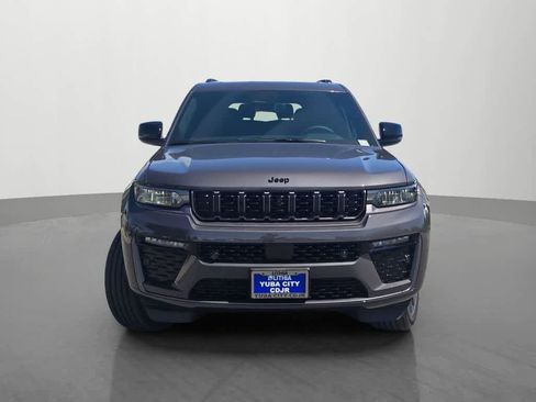 New 2026 Jeep Grand Cherokee L Limited AWD/4WD image 2