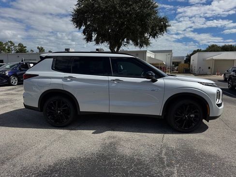 New 2025 Mitsubishi Outlander SEL Black Edition AWD/4WD image 9