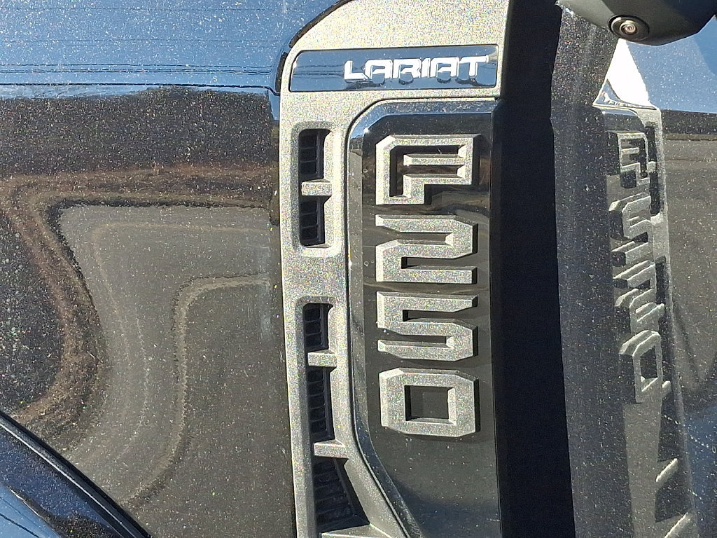 New 2026 Ford F250 Lariat w/ Black Appearance Package AWD/4WD image 10