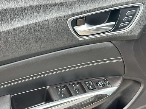Used 2018 Acura TLX V6 SH-AWD w/ Technology Pkg image 15