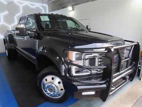 Used 2020 Ford F450 King Ranch w/ King Ranch Ultimate Package AWD/4WD image 8