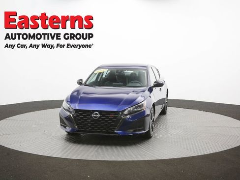 Used 2024 Nissan Altima 2.5 SR FWD image 52