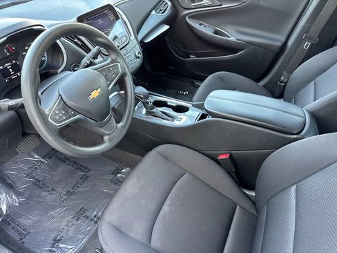 Used 2024 Chevrolet Malibu LT FWD image 9