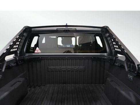 Used 2024 Toyota Tacoma Trailhunter image 9