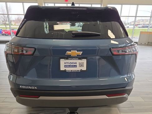 Used 2026 Chevrolet Equinox LT w/ Convenience Package II image 7