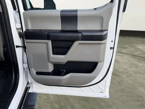 Used 2021 Ford F250 XL w/ Power Equipment Group image 22