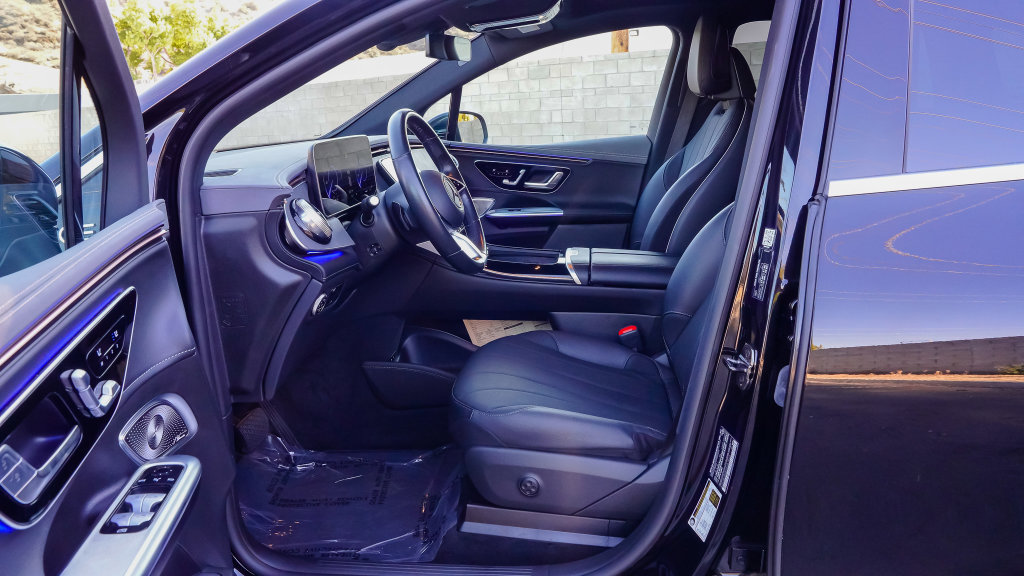 Used 2025 Mercedes-Benz EQE 350+ SUV image 15