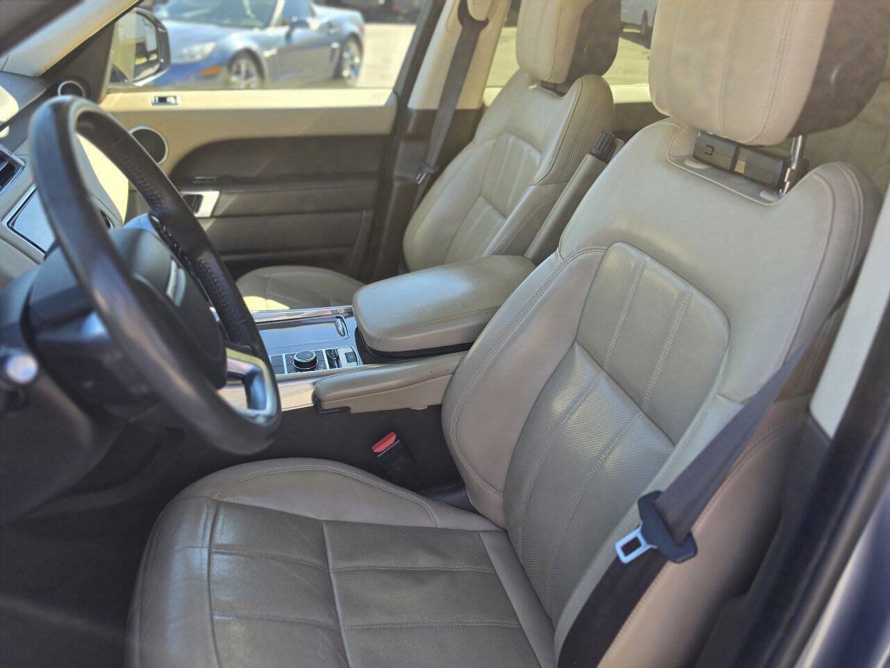 Used 2019 Land Rover Range Rover Sport HSE AWD/4WD image 22