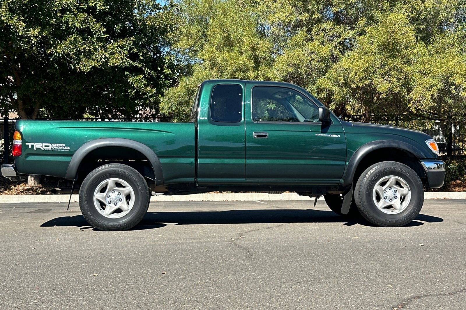 Used 2004 Toyota Tacoma PreRunner RWD image 3
