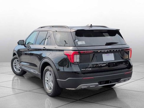 New 2025 Ford Explorer Active w/ Active Comfort Package image 13