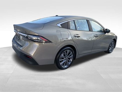 New 2026 Nissan Sentra SL w/ Floor Mat Package image 8