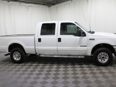 Used 2001 Ford F250 Lariat image 22