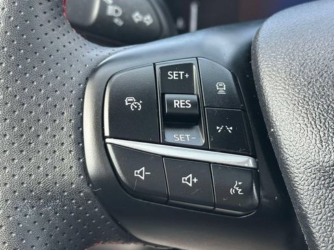 Certified 2024 Ford Escape ST-Line w/ Tech Pack #1 AWD/4WD image 15