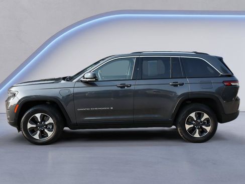 Used 2022 Jeep Grand Cherokee Limited 4xe AWD/4WD image 3