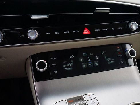 New 2026 Genesis GV70 2.5T Select image 10