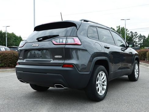 Used 2022 Jeep Cherokee Latitude Lux w/ Mopar Interior Package AWD/4WD image 6