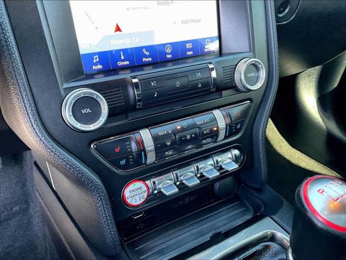 Used 2016 Ford Mustang Shelby GT350 w/ Track Package RWD image 34