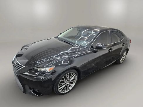 Used 2014 Lexus IS 250 w/ Navigation Package RWD image 8