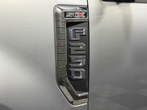 Used 2021 Ford F250 XL w/ STX Appearance Package image 41