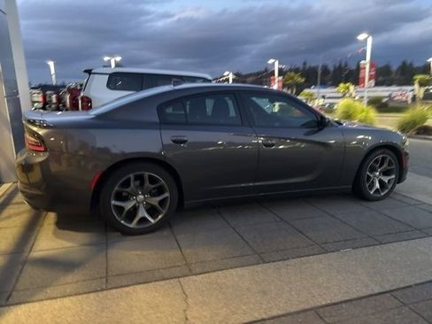 Used 2016 Dodge Charger SXT w/ Rallye Group image 8