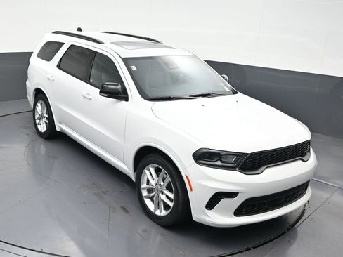 Used 2024 Dodge Durango GT RWD image 26
