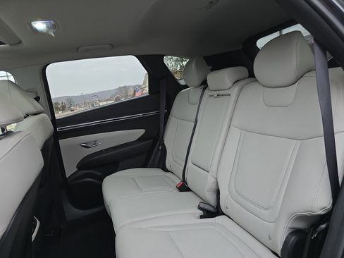 Used 2023 Hyundai Tucson SEL w/ Convenience Package image 14