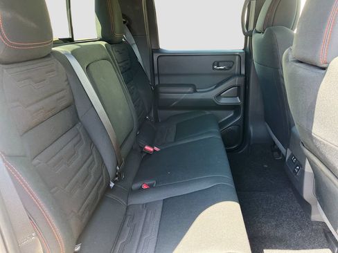 Used 2025 Nissan Frontier PRO-4X w/ Pro Convenience Package AWD/4WD image 27