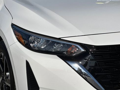 Used 2024 Nissan Sentra SV image 10