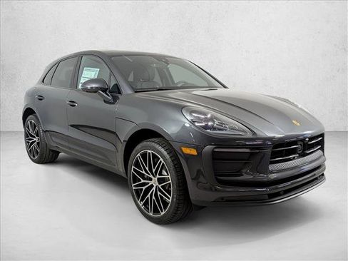 New 2026 Porsche Macan image 7