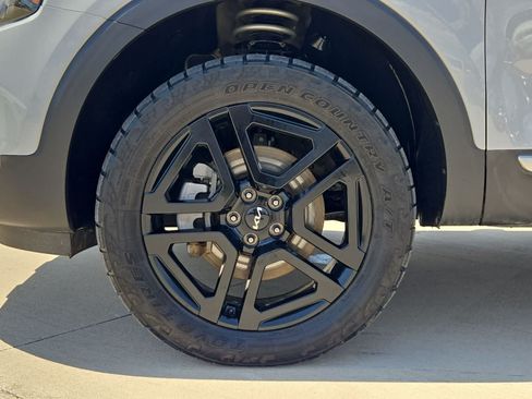 Used 2023 Kia Telluride EX X-Line AWD/4WD image 12