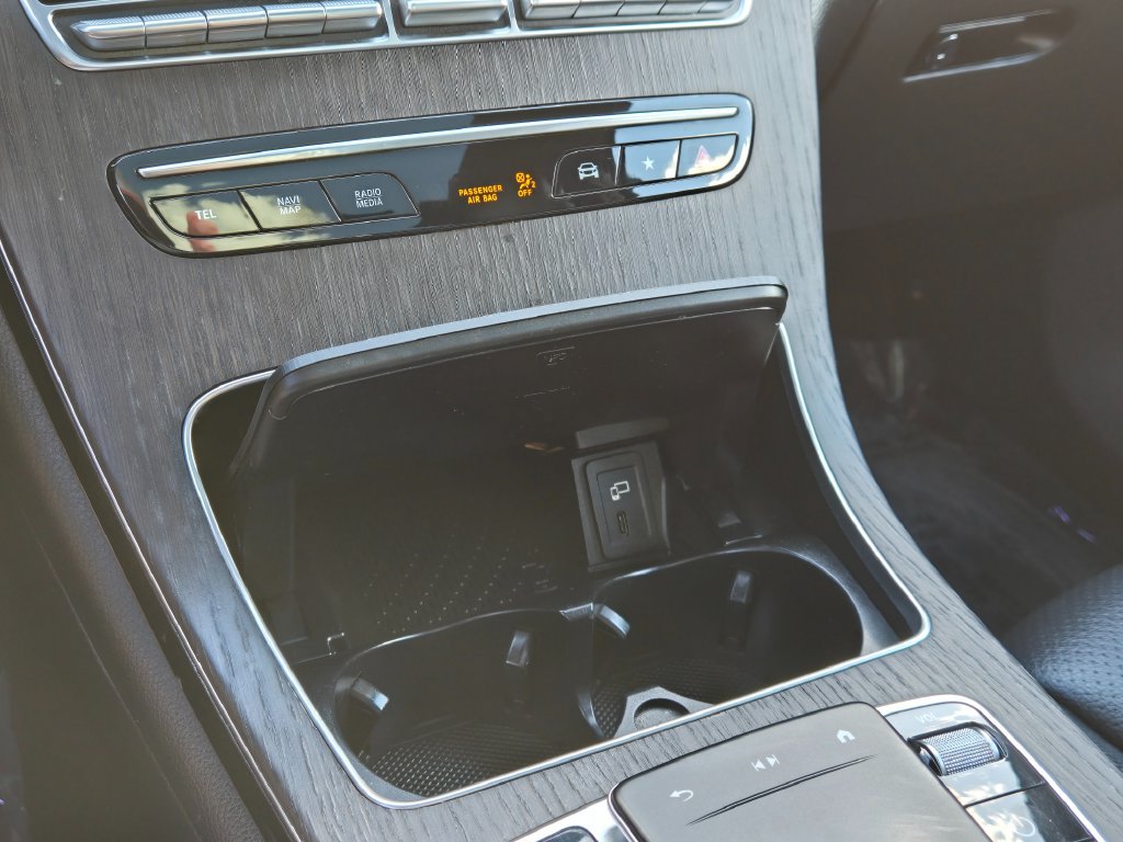 Used 2021 Mercedes-Benz GLC 300 4MATIC image 26