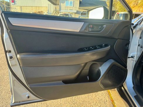 Used 2016 Subaru Outback 2.5i w/ Popular Package #2 image 17